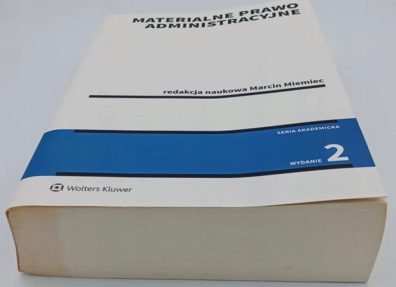 Materialne prawo administracyjne Praca zbiorowa