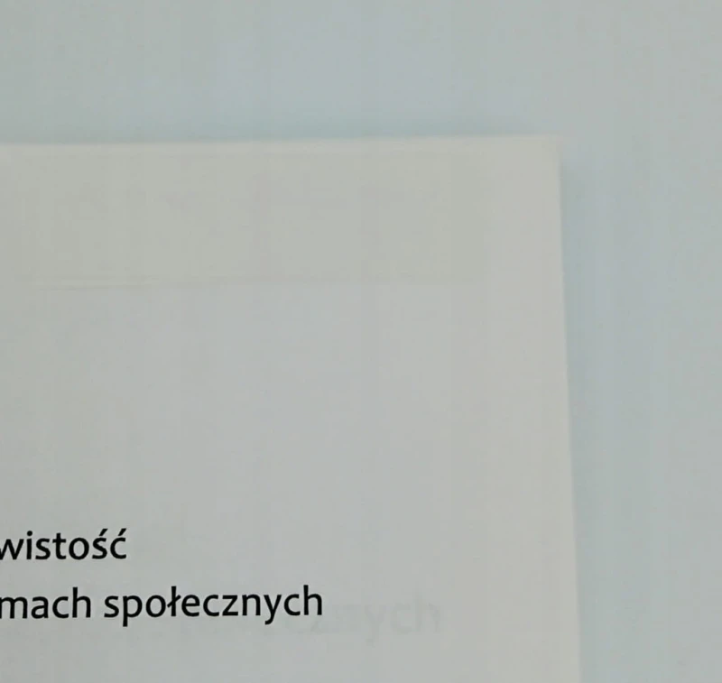 Współczesna rzeczywistość w wybranych problemach społecznych Praca zbiorowa