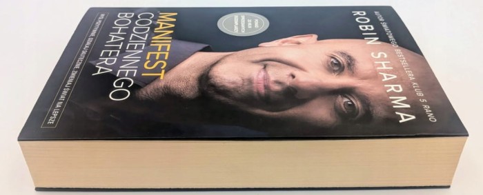 Manifest codziennego bohatera Robin Sharma