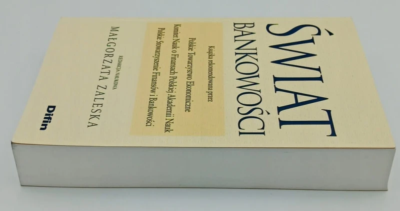 Świat bankowości Praca zbiorowa